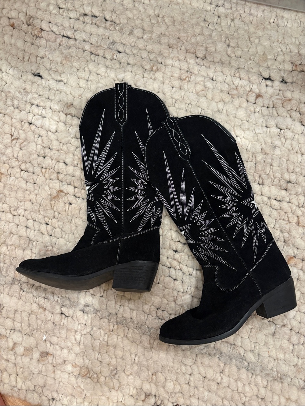 Dingo black suede cowboy boots with white embroidered starburst design